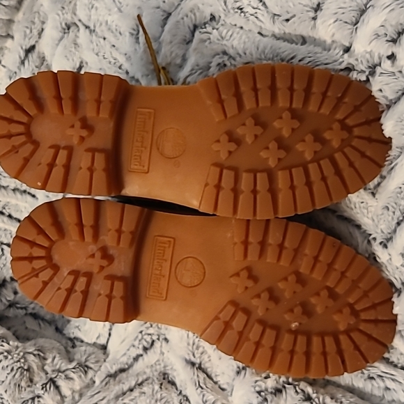 Timberland Women's 6" Premium Waterproof Boots - Picture 3 of 9